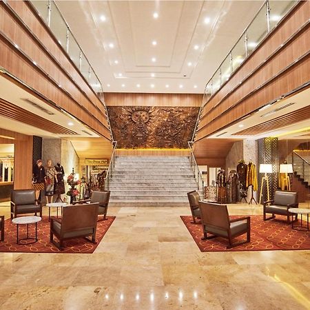 Patra Semarang Hotel & Convention Zewnętrze zdjęcie