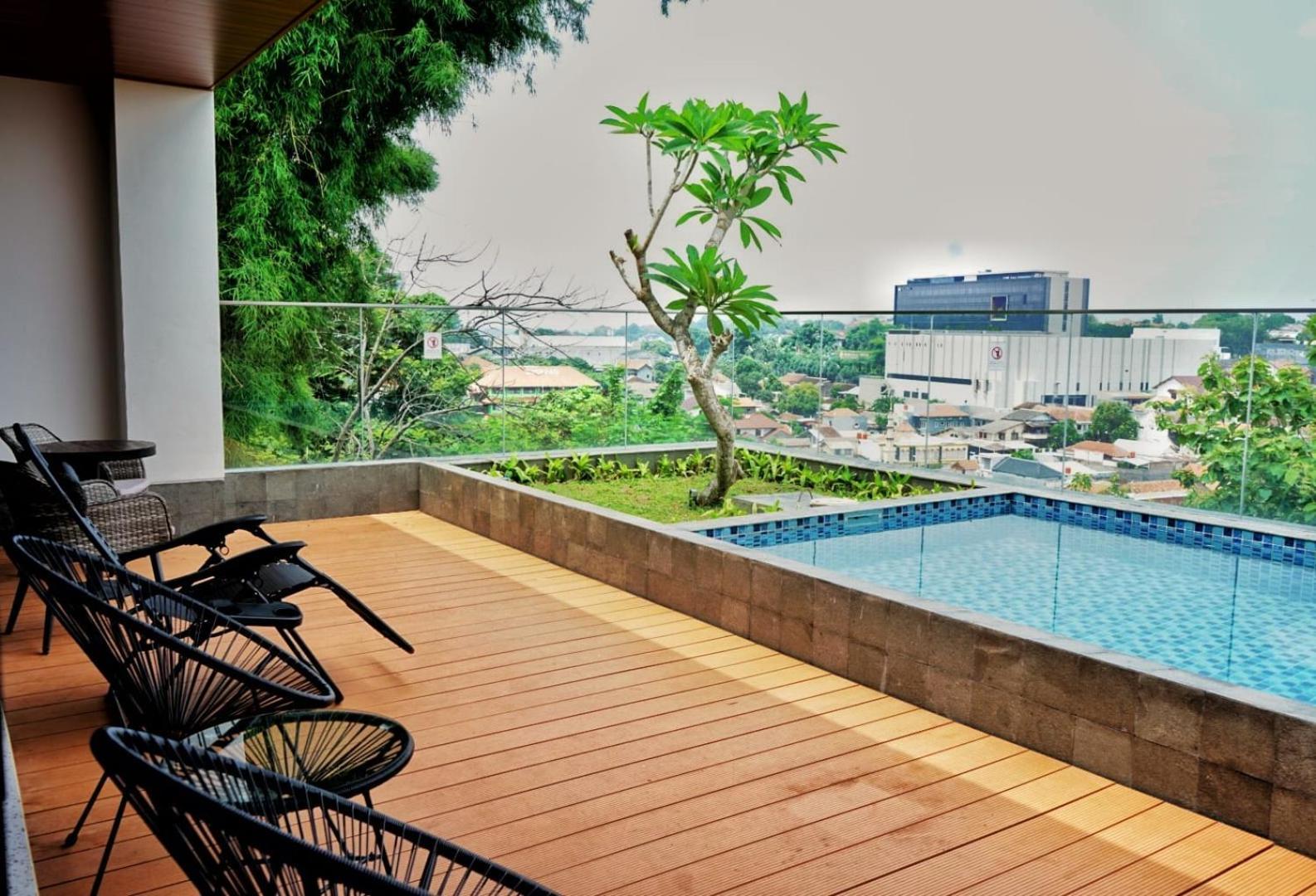 Patra Semarang Hotel & Convention Zewnętrze zdjęcie